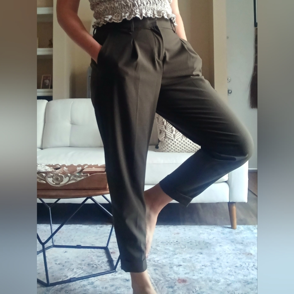 Banana Republic forest green trouser pants high waisted ankle cropped